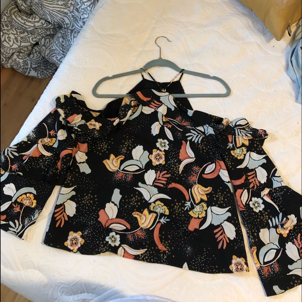 Fun Bare shoulder Blouse Size Medium